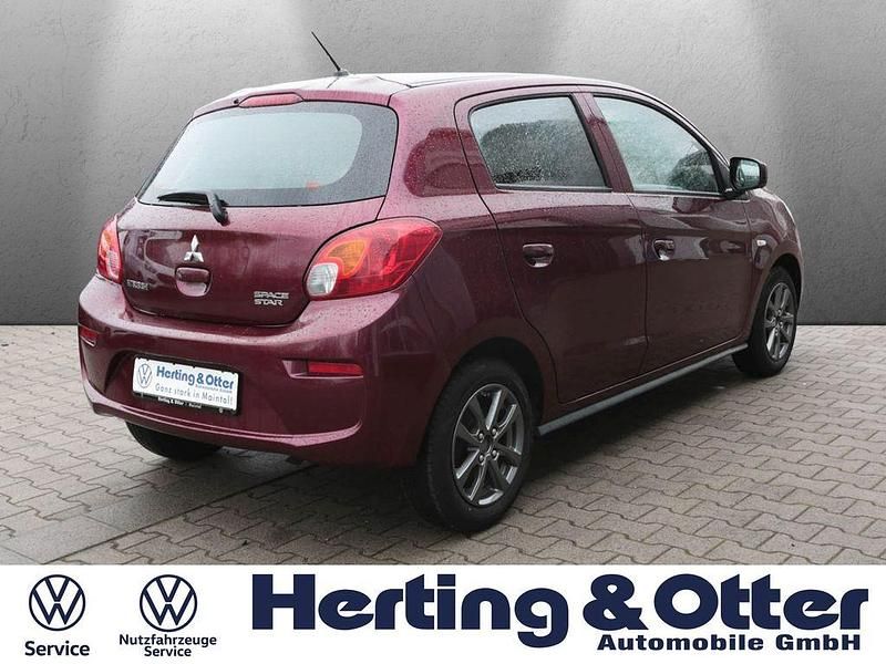 Gebraucht Mitsubishi Space Star Edition 71 PS (52 kW) 2018 Rot Kleinwagen