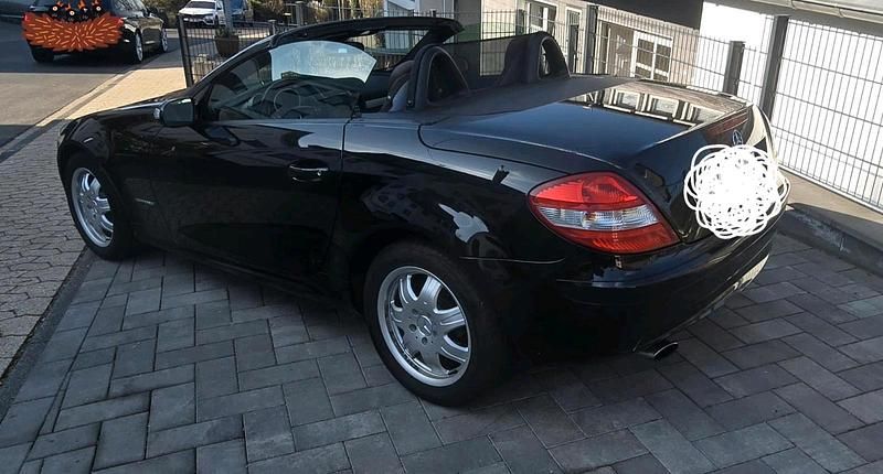 Gebraucht Mercedes SLK200 163 PS (119 kW) 2004 Schwarz Cabrio