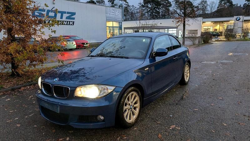 Blau Gebraucht 2010 BMW 120 Coupé M Sport Coupé | 6.500 € (Guter Preis) - Bild 1/4