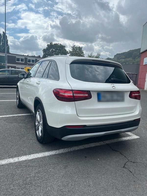 Gebraucht Mercedes GLC220 170 PS (125 kW) 2016 Weiß SUV