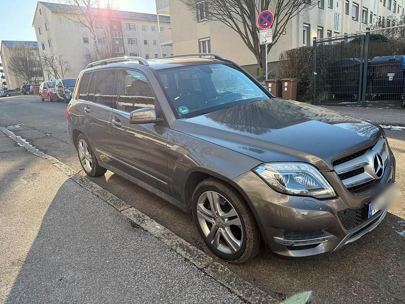 Grau Gebraucht 2014 Mercedes GLK250 SUV | 14.500 € (Fairer Preis) - Bild 1/4
