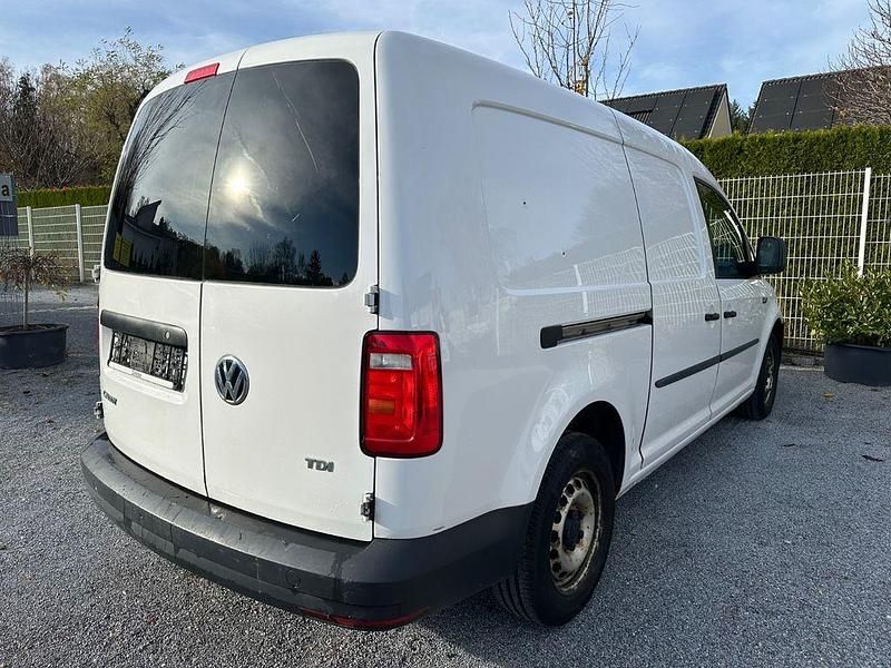 Gebraucht VW Caddy Maxi 102 PS (75 kW) 2016 Weiß Van / Kleinbus