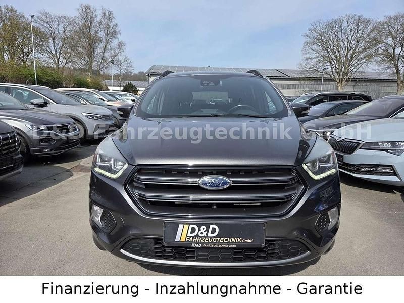 Gebraucht Ford Kuga ST-Line 150 PS (110 kW) 2017 Grau SUV
