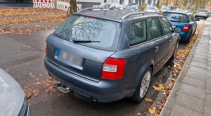 Gebraucht Audi A4 Ambiente 163 PS (119 kW) 2003 Silber Kombi