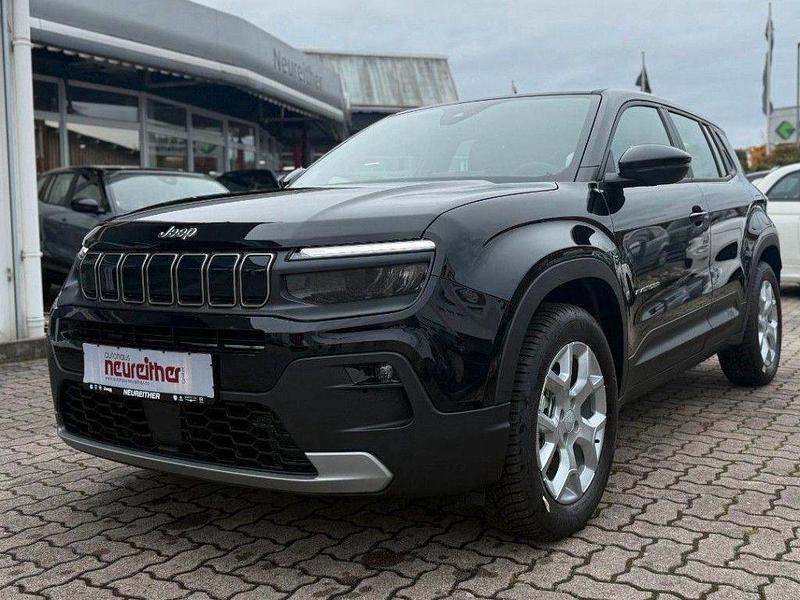 Neu Jeep Avenger Altitude 101 PS (74 kW) 2025 Schwarz SUV