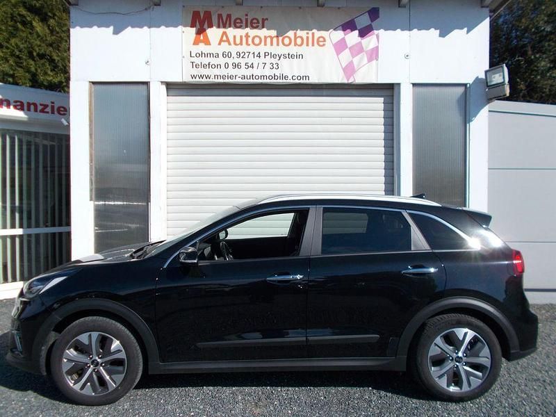 Aurora black Gebraucht 2021 Kia e-Niro Spirit SUV | 19.900 € (Guter Preis) - Bild 1/4