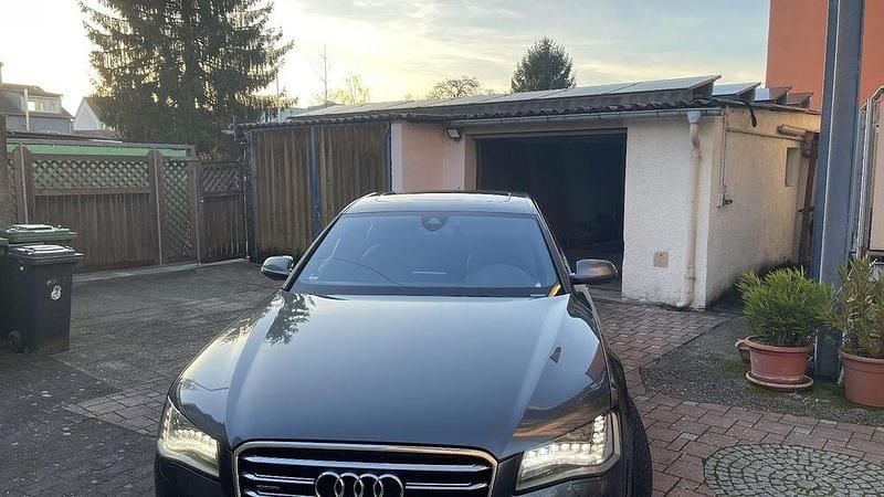 Gebraucht Audi A8L Ambiente 351 PS (258 kW) 2011 Grau Limousine