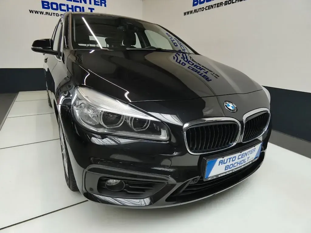 Gebraucht BMW 220 Active Tourer Advantage 192 PS (141 kW) 2017 Schwarz Van / Kleinbus