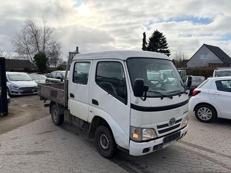 Gebraucht Toyota Dyna 109 PS (80 kW) 2010 Weiß Pickup