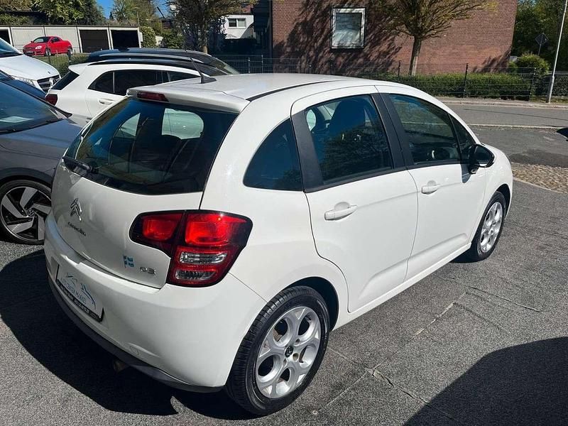 Usado Citroën C3 Tendance 68 CV (50 kW) 2012 Blanco Utilitario