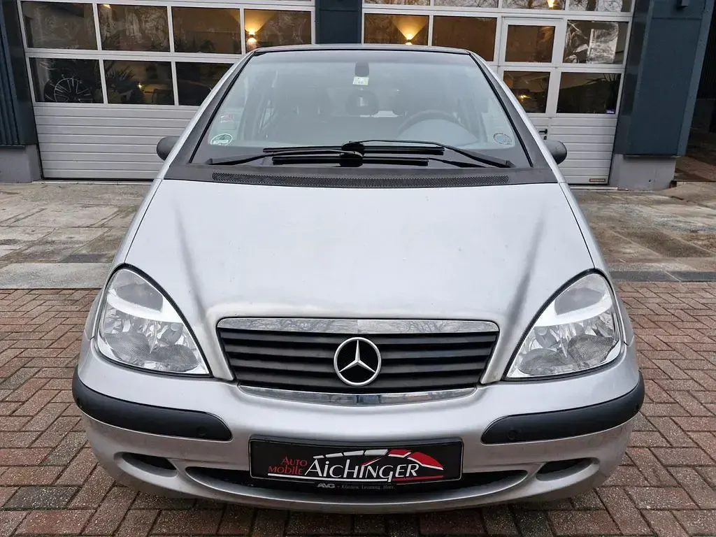 Gebraucht Mercedes A160 Classic 102 PS (75 kW) 2002 Silber Van / Kleinbus