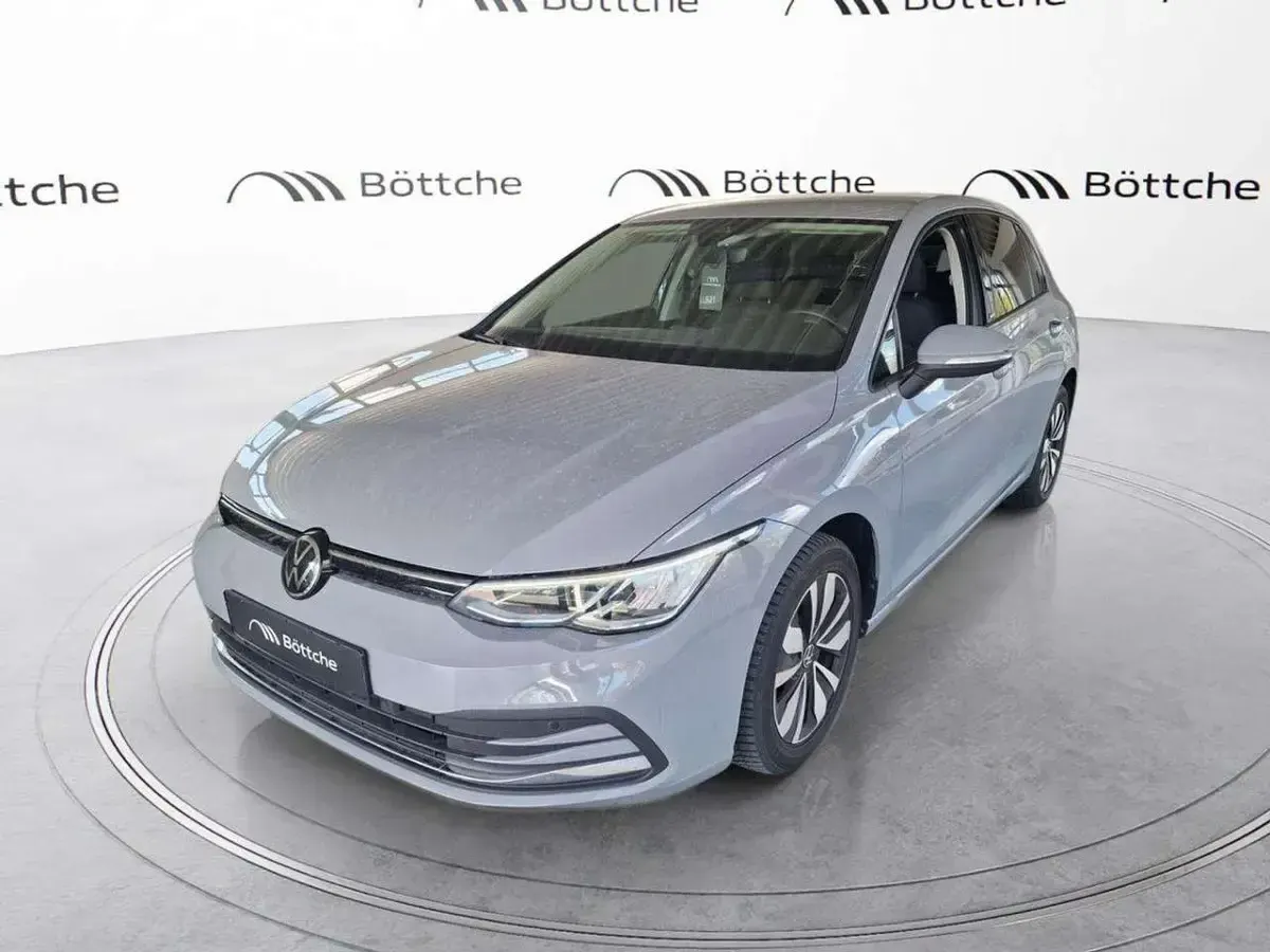 Gebraucht VW Golf VIII Move 116 PS (85 kW) 2023 Grau Limousine