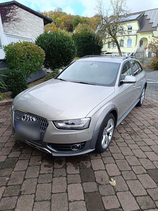 Gebraucht Audi A4 Allroad 150 PS (110 kW) 2015 Silber Kombi