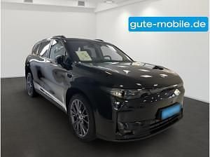 Neu Leapmotor C10 215 PS (158 kW) 2026 Grün (glazed green) SUV