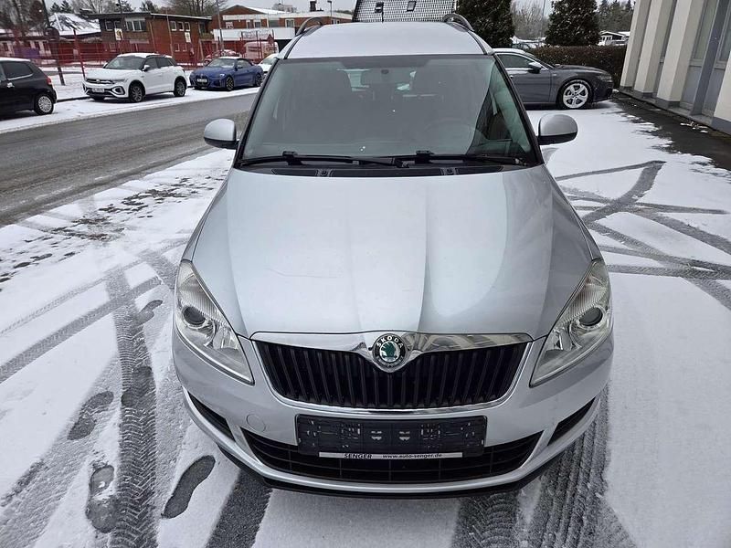 Gebraucht Skoda Roomster Plus Edition 105 PS (77 kW) 2012 Brilliantsilber metallic Van / Kleinbus