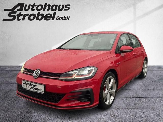 Gebraucht VW Golf VII GTI 245 PS (180 kW) 2019 Rot tornadorot Limousine