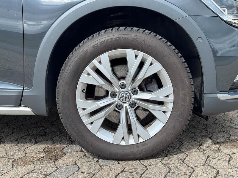 Gebraucht VW Passat Alltrack 140 PS (102 kW) 2015 Grau Kombi