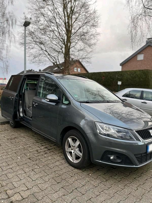 Gebraucht Seat Alhambra 140 PS (102 kW) 2012 Grau Van / Kleinbus