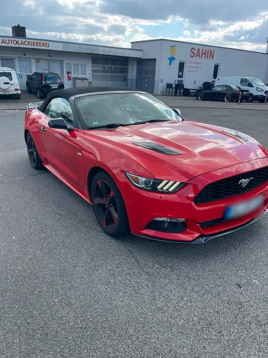 Gebraucht Ford Mustang 314 PS (230 kW) 2023 Rot Cabrio