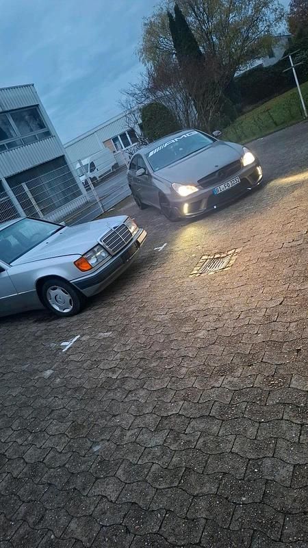 Gebraucht Mercedes CLS320 AMG 232 PS (170 kW) 2007 Grau Coupé