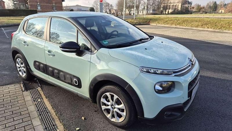 Gebraucht Citroën C3 Feel 83 PS (61 kW) 2019 Mandelgrün Kleinwagen