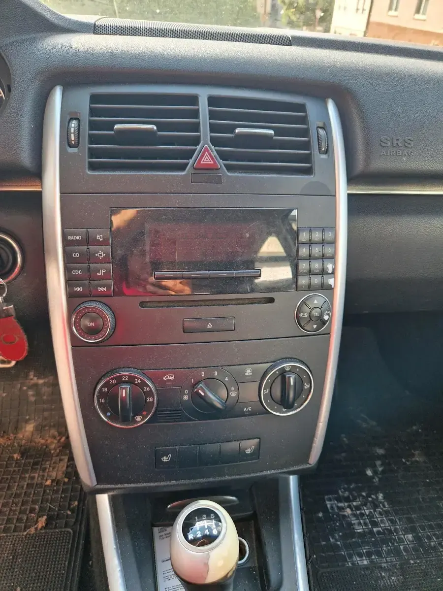 Gebraucht Mercedes B180 109 PS (80 kW) 2007 Beige Van / Kleinbus