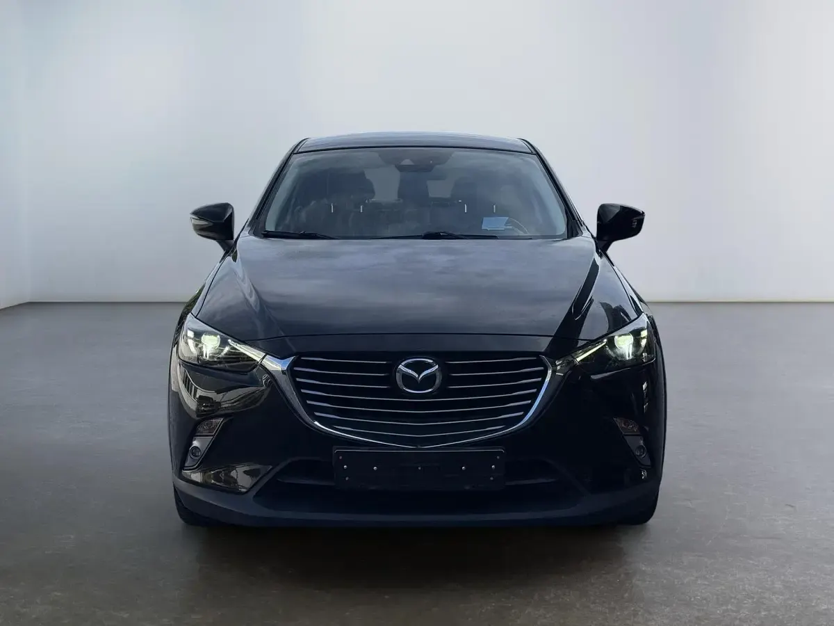 Gebraucht Mazda CX-3 Sports-Line 120 PS (88 kW) 2017 Onyxschwarz metallic SUV