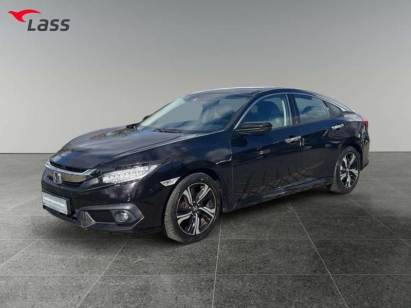 Gebraucht Honda Civic Executive 182 PS (133 kW) 2017 Burgundy black p Limousine