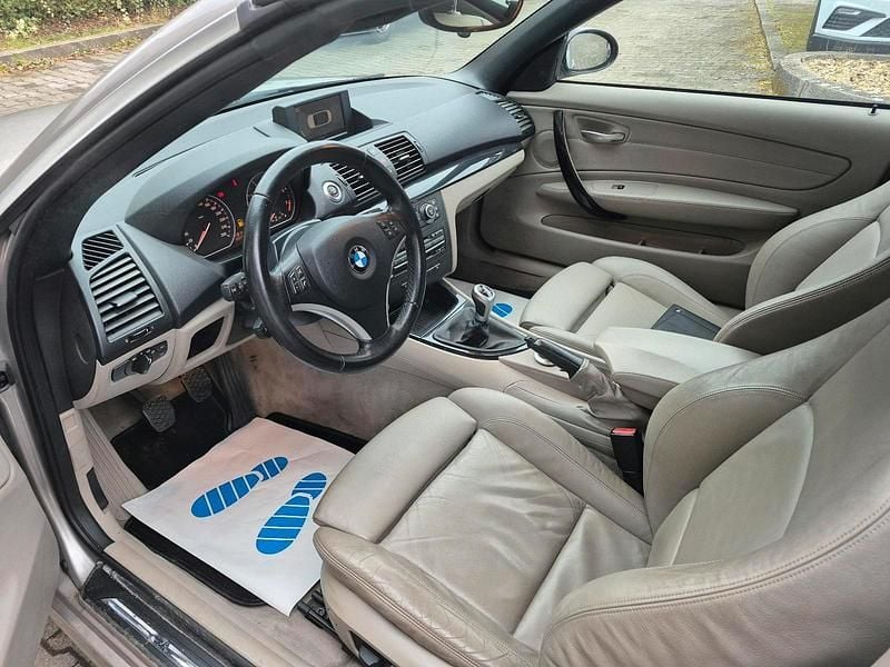 Gebraucht BMW 125 Cabriolet 218 PS (160 kW) 2009 Beige Cabrio