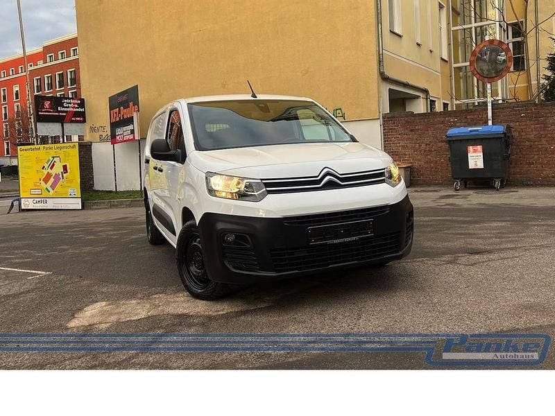 Gebraucht Citroën Berlingo 131 PS (96 kW) 2022 Weiß Van / Kleinbus