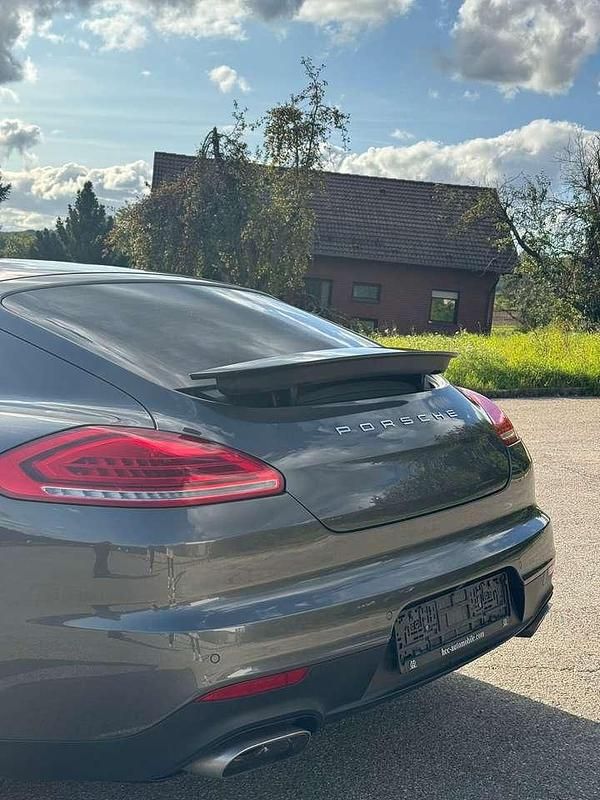 Gebraucht Porsche Panamera 300 PS (220 kW) 2014 Kleinwagen