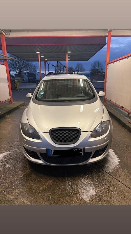 Gebraucht Seat Altea 102 PS (75 kW) 2004 Silber Van / Kleinbus