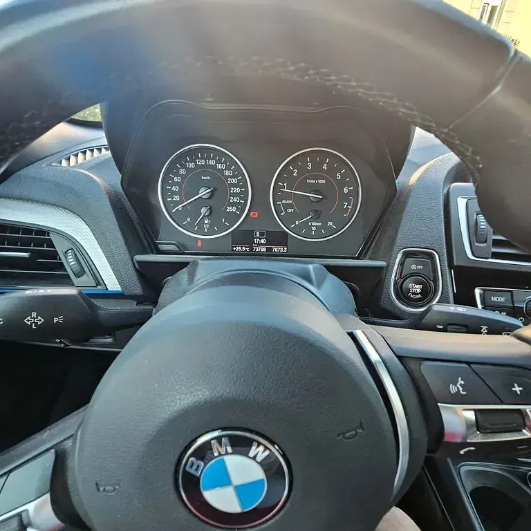 Gebraucht BMW M235 Sport Line 326 PS (239 kW) 2016 Weiß Cabrio