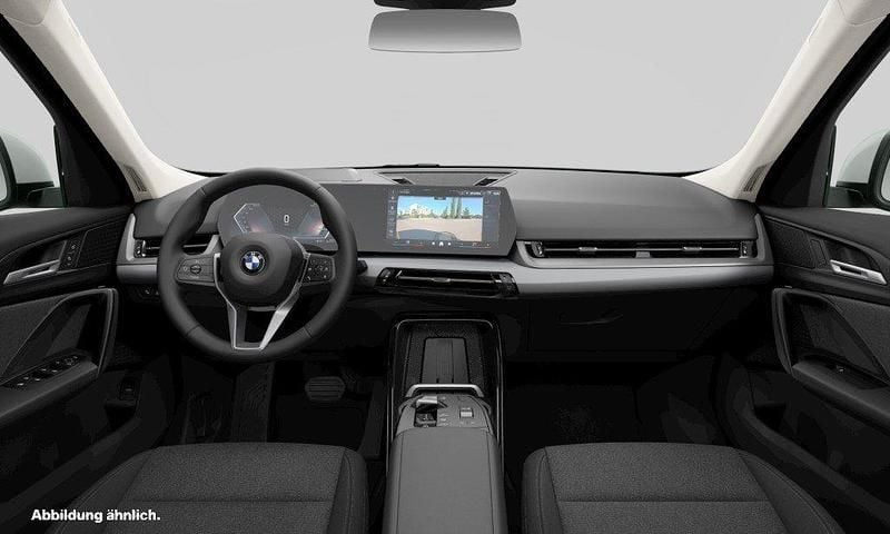 Second-hand BMW X1 Shadowline 156 CP (114 kW) 2025 Alb SUV