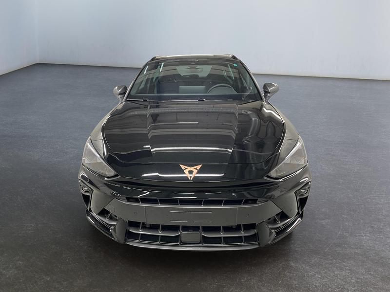 Neu Cupra Leon VZ 333 PS (244 kW) 2025 0e  midnight black met. Kombi