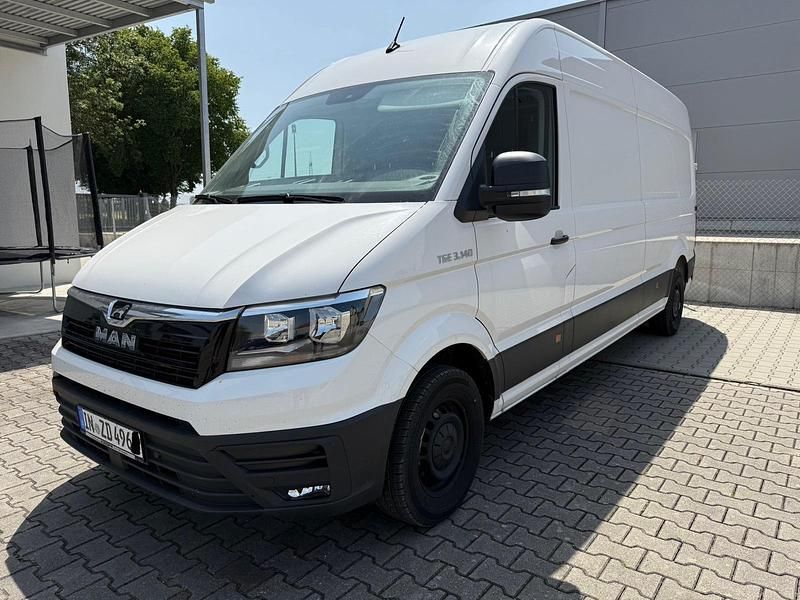Weiß Gebraucht 2024 MAN TGE Van | 33.500 € (Guter Preis) - Bild 1/4