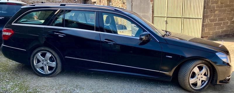 Gebraucht Mercedes E350 Avantgarde 2012 Schwarz Kombi