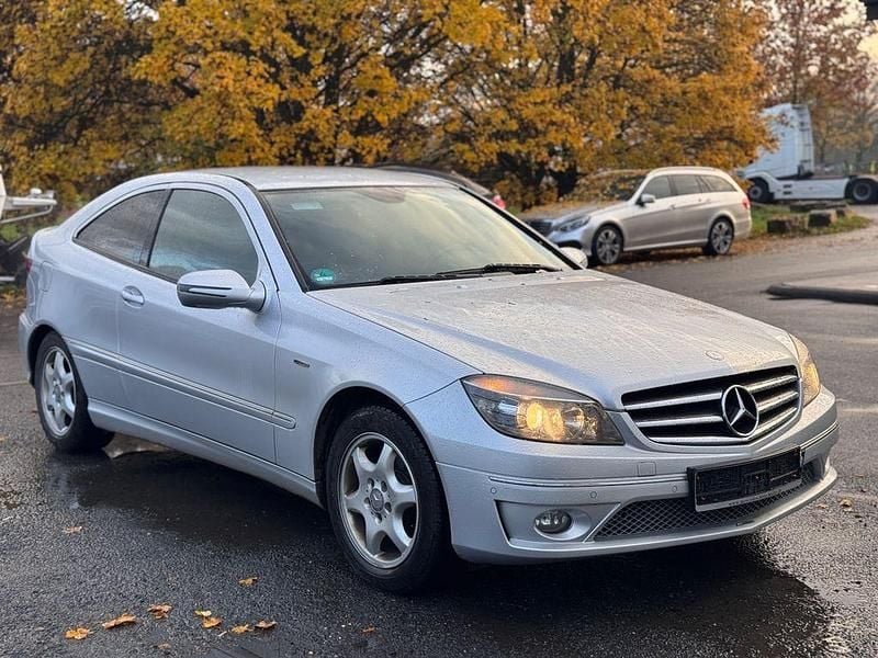 Silber Gebraucht 2009 Mercedes CLC200 AMG Kleinwagen | 5.900 € (Fairer Preis) - Bild 1/4