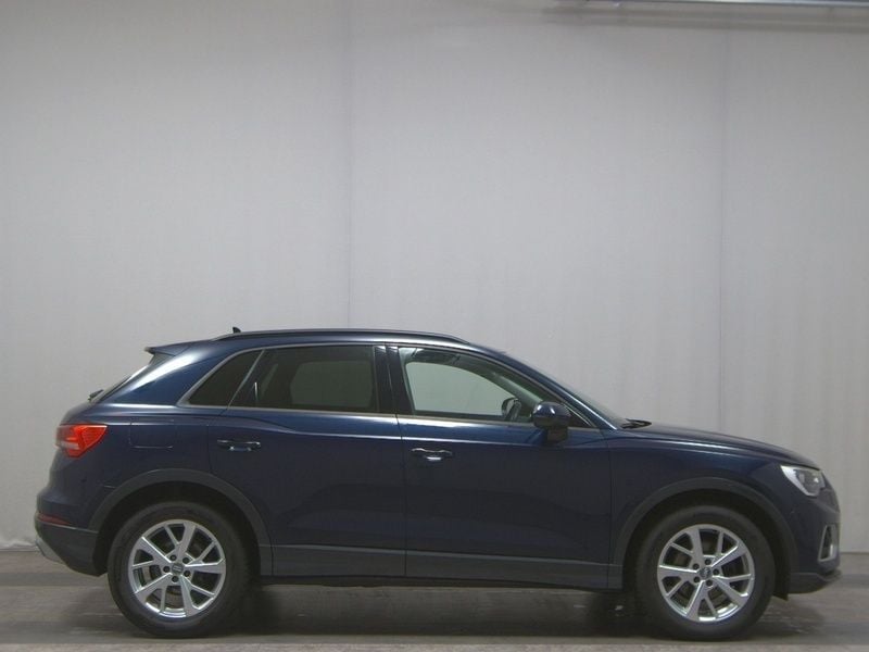 Blau Gebraucht 2019 Audi Q3 Advanced SUV | 24.780 € (Fairer Preis) - Bild 1/2