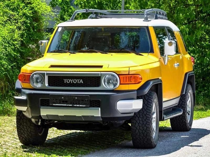 Gelb Gebraucht 2007 Toyota FJ Cruiser SUV | 21.000 € - Bild 1/4