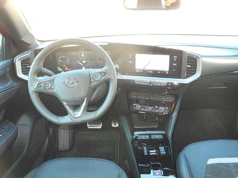 Gebraucht Opel Mokka-e Ultimate 100 kW (136 PS) 2022 Kosmos rot SUV