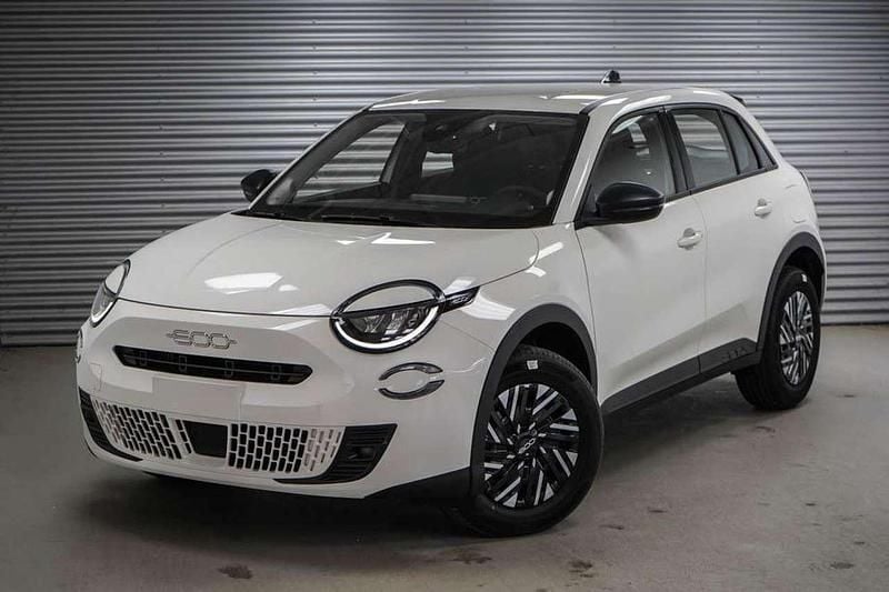 Gelato weiß metallic () Neu 2025 Fiat 600 SUV | 21.991 € (Superpreis) - Bild 1/4