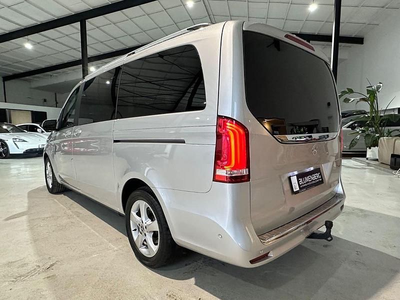 Gebraucht Mercedes V250 Edition 190 PS (139 kW) 2022 Brillantsilber Van / Kleinbus