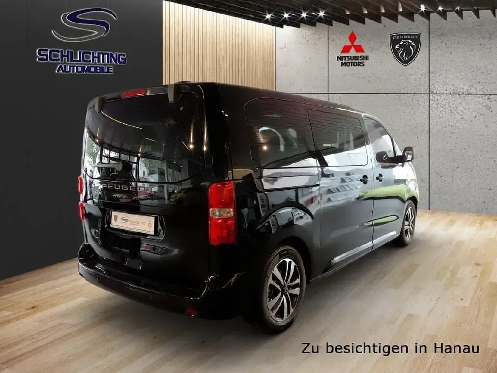 Gebraucht Peugeot Traveller Allure 179 PS (131 kW) 2026 Schwarz Van / Kleinbus