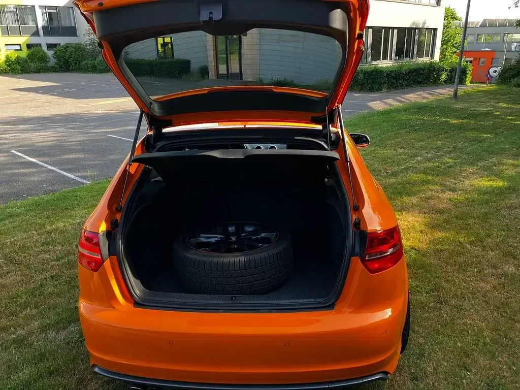 Gebraucht Audi S3 Sport 265 PS (194 kW) 2011 Orange Kleinwagen