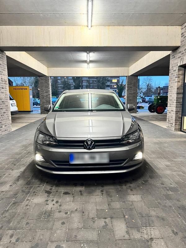 Gebraucht VW Polo 80 PS (58 kW) 2021 Grau Kleinwagen