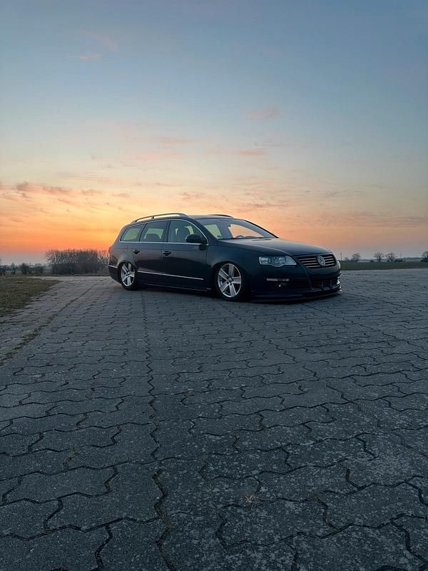 Gebraucht VW Passat 170 PS (125 kW) 2006 Blau Kombi