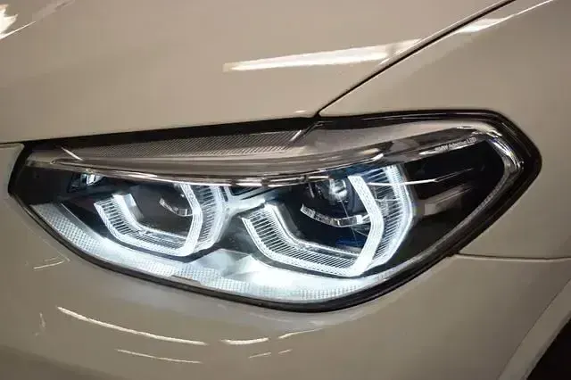 Gebraucht BMW X4 Performance 326 PS (239 kW) 2019 Weiß SUV