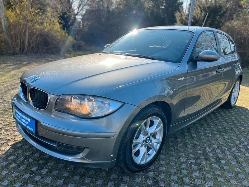 Gebraucht BMW 116 Advantage 122 PS (89 kW) 2009 Grau Kleinwagen