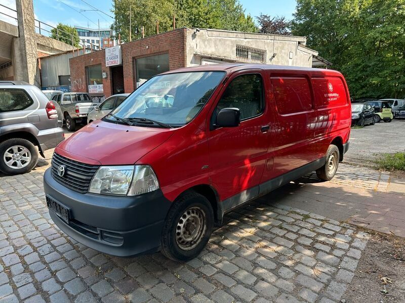 Rot Gebraucht 2007 Toyota HiAce Van / Kleinbus | 8.000 € (Etwas zu teuer) - Bild 1/4
